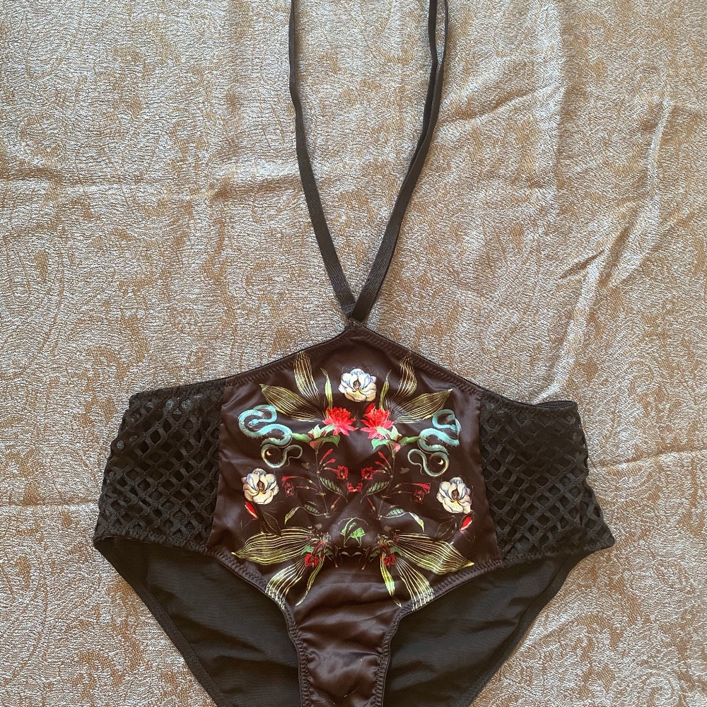 Romantic and Playful Floral Suspender Panties